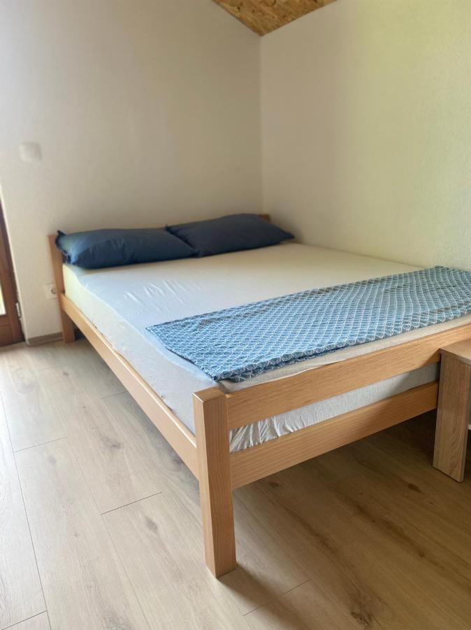 Elem apartmani Skver Tuzla Exteriör bild